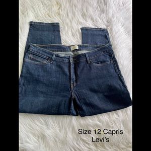 Levis